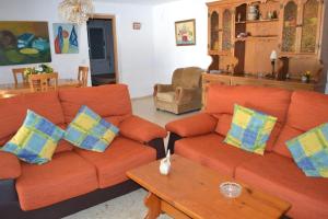 Chalet piscina privado,12 personasDenia