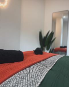 Cozy City Centre Double Suite - Free Gym!