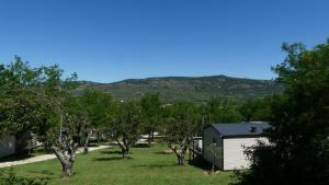 Campings Camping Sud Ardeche 3 etoiles familial piscine chauffee Gorges de l Ardeche : Mobile Home 3 Chambres (8 Personnes)