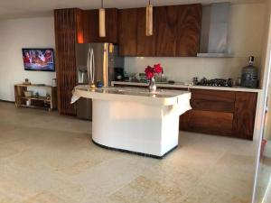 Hermosa villa a pie de playa