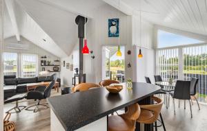 Nice Home In Hemmet With Wifi