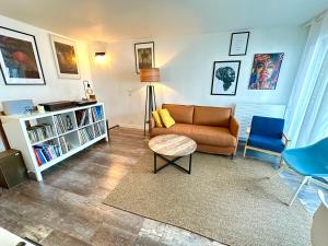 Cosy Duplex avec Parking à Paris 19 by immo kit bnb