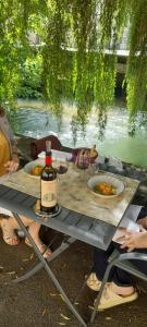 Hotels Logis Hotel Restaurant La Vieille Auberge, Art and Gallery : photos des chambres