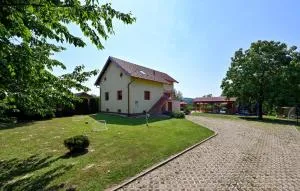 Gorgeous Home In Vinogradi Ludbreski - Ludbreg
