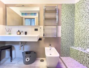 Home4Apartment Salerno center, private patio