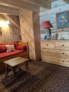 Maisons d'hotes Gite Du Bois De L'ours : Suite Familiale