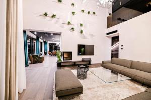 Vista Hills Excelsior