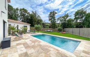 Maison Avec Piscine