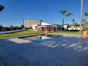 Hacienda Santa Barbara - Mesas de Guadalora