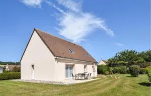 Awesome Home In Blonville-Sur-Mer - 布朗维尔
