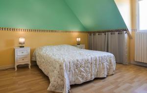 Maisons de vacances Awesome Home In Blonville-Sur-Mer : photos des chambres