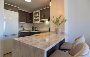 2 Bedroom Amazing Apartment In Manilva