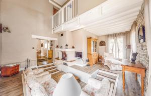 Maisons de vacances 3 Bedroom Cozy Home In Etainhus : photos des chambres