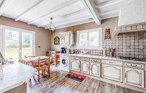 Maisons de vacances 3 Bedroom Cozy Home In Etainhus : photos des chambres