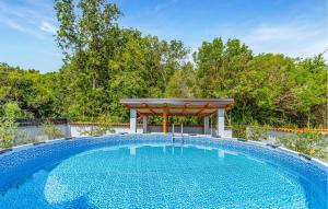 3 Bedroom Gorgeous Home In Medulin