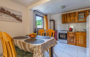 3 Bedroom Gorgeous Home In Medulin