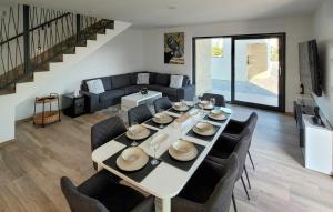 Stunning Home In Vodice With Wifi