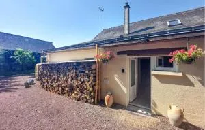 2 Bedroom Nice Home In Allonnes - Allonnes