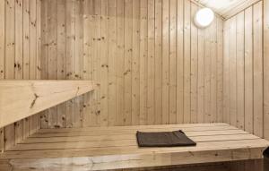 Stunning Home In Humble With Sauna