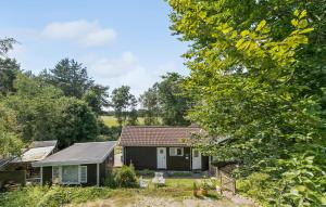 3 Bedroom Beautiful Home In Melby