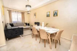 Proche de Aeroport et Stade moderne et calme - Ziaten