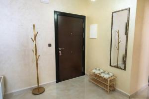 Proche de Aeroport et Stade moderne et calme