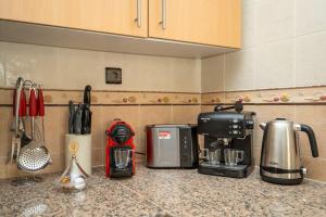 Proche de Aeroport et Stade moderne et calme