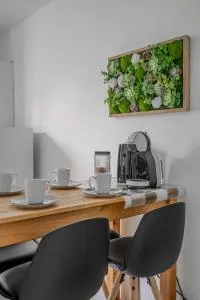 Le Jardin Secret - 瑟伊辛斯