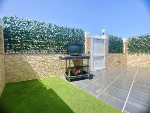 Bright Place Bungalow