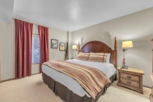 2BR Condo Walk to Ski Lift Downtown