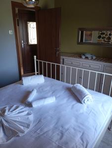 Stone and Serenity Cottage