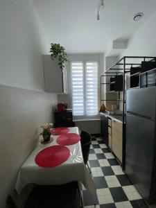 Appartements Appartement de charme climatise a Bagneux : photos des chambres