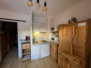 Appartements Studio Cosy centre station Parking gratuit : photos des chambres