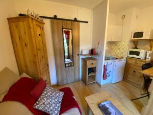 Appartements Studio Cosy centre station Parking gratuit : photos des chambres