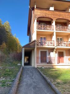 Appartements Studio Cosy centre station Parking gratuit : Appartement 2 Chambres