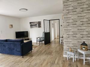 Jolie maison neuve avec piscine