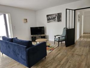 Jolie maison neuve avec piscine