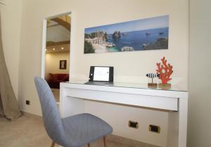 Domus Kentia Apartment