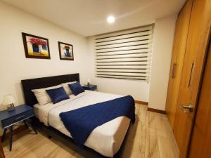 Vista al cielo desde el septimo