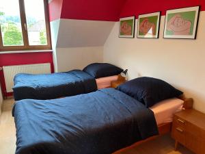 Kleine Wohnung auf dem Hühnerhof im Stadtbusbereich
