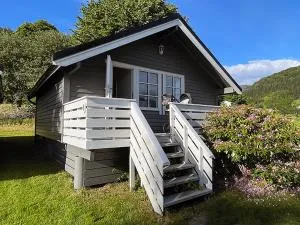 Selje Camping - Hytte Nr 8 - Selje