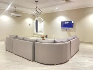 Suburban-Villa - Obo