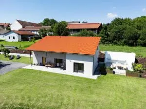 Wo sich Kuh, Fuchs und Hase gute Nacht sagen - Neudorf