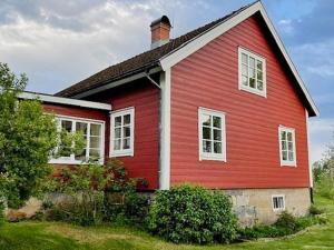 5 person holiday home in Hedekas