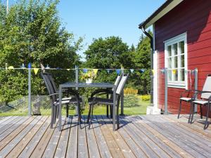 5 person holiday home in Hedekas