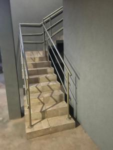 London Victoria Cond 1