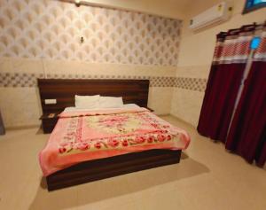 The Chintpurni International