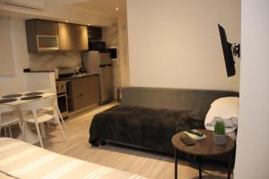 In House BA - Le coq