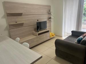 London Victoria Cond 1