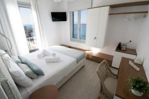 Aurora - Rooms & Suites - Spetses